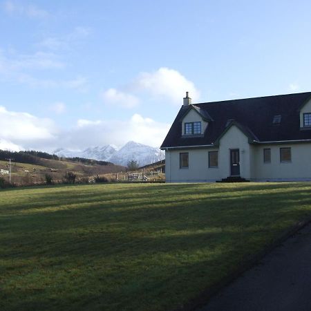 Trien Lodge Carbost  Luaran gambar